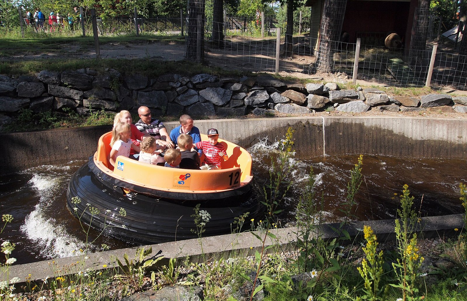 Koskiseikkailu at Särkänniemi