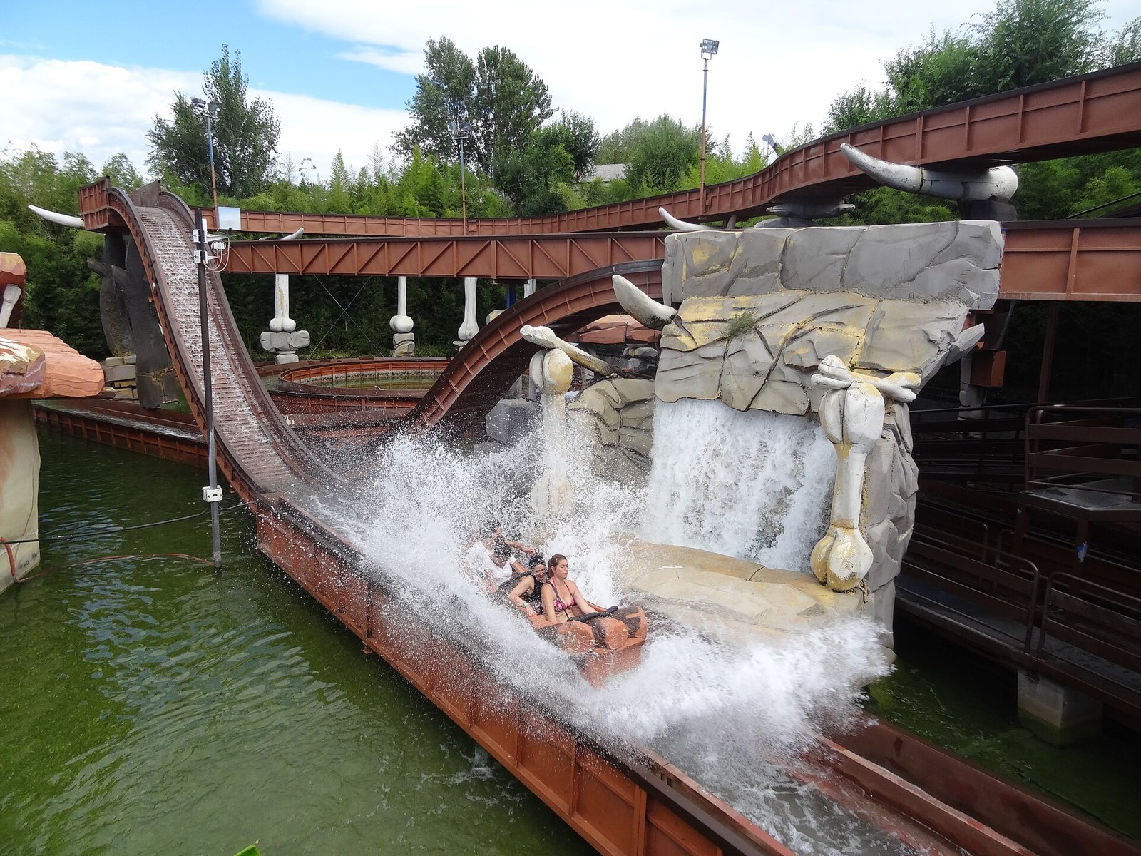 Troncosaurus at Movieland Park