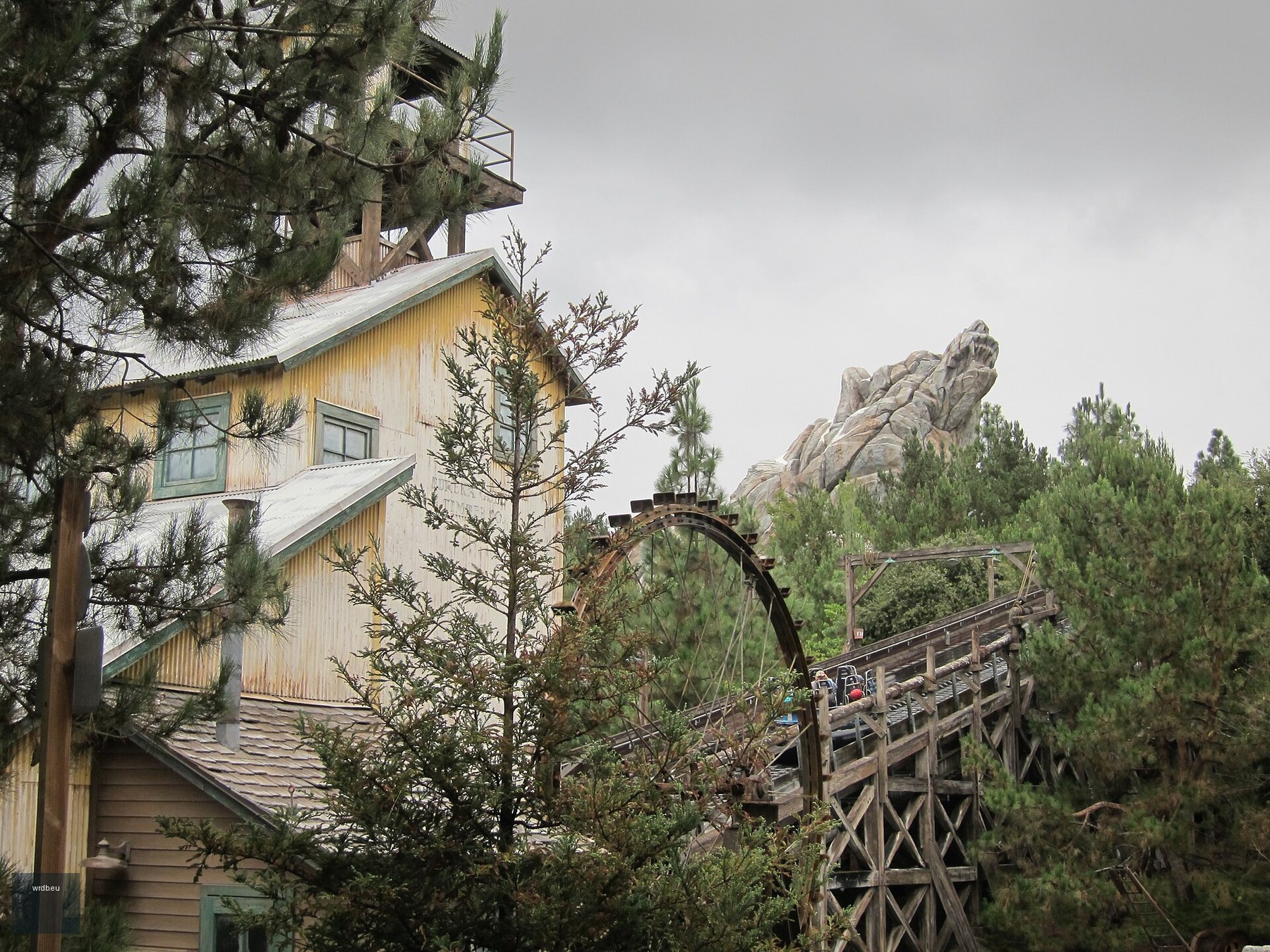 Grizzly River Run at Disney California Adventure