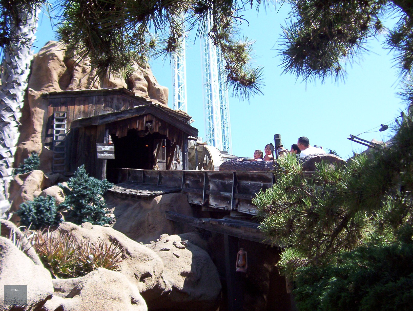 Timber Mountain Log Ride at Knott's Berry Farm