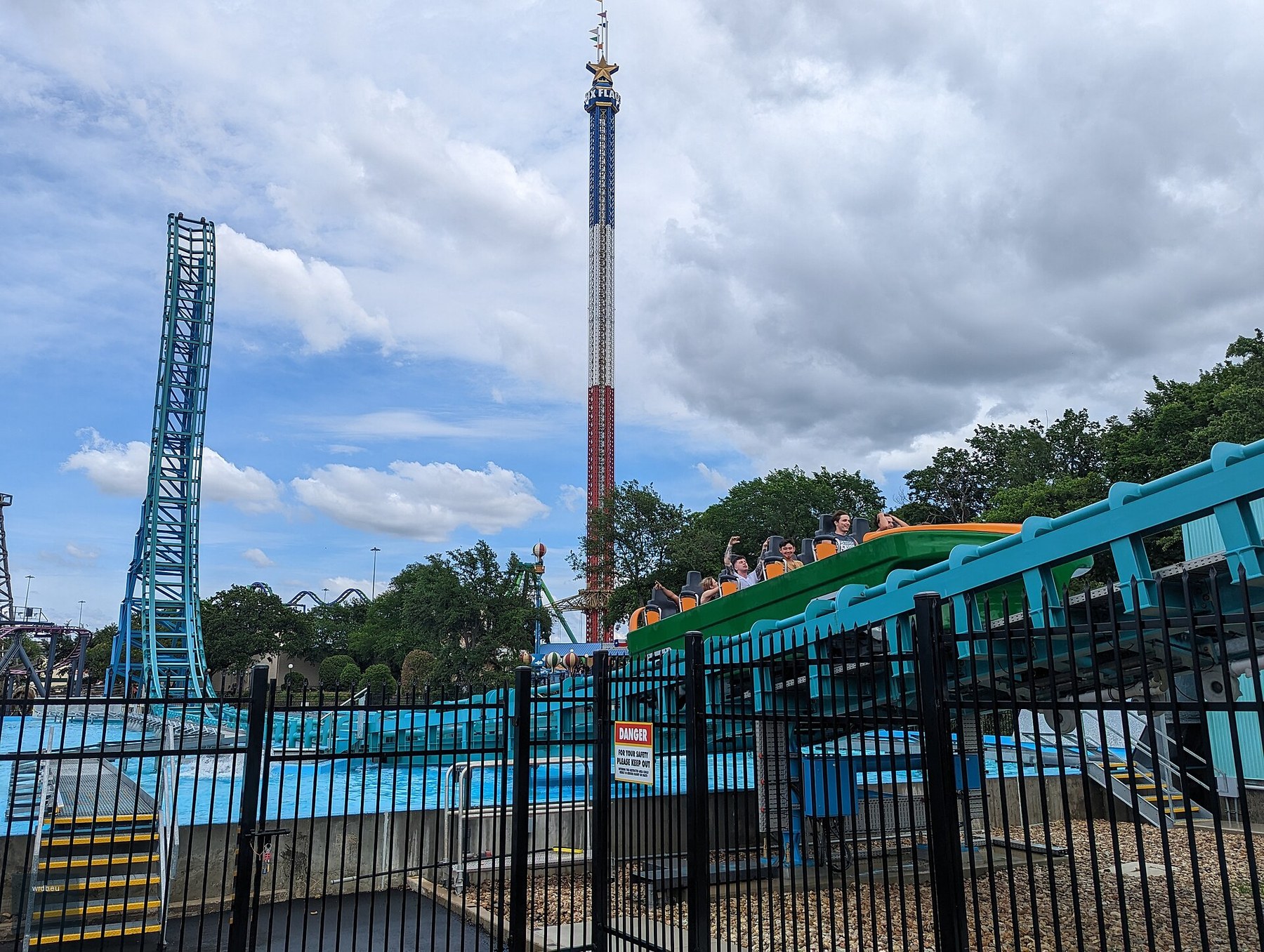 Aquaman: Power Wave at Six Flags Over Texas