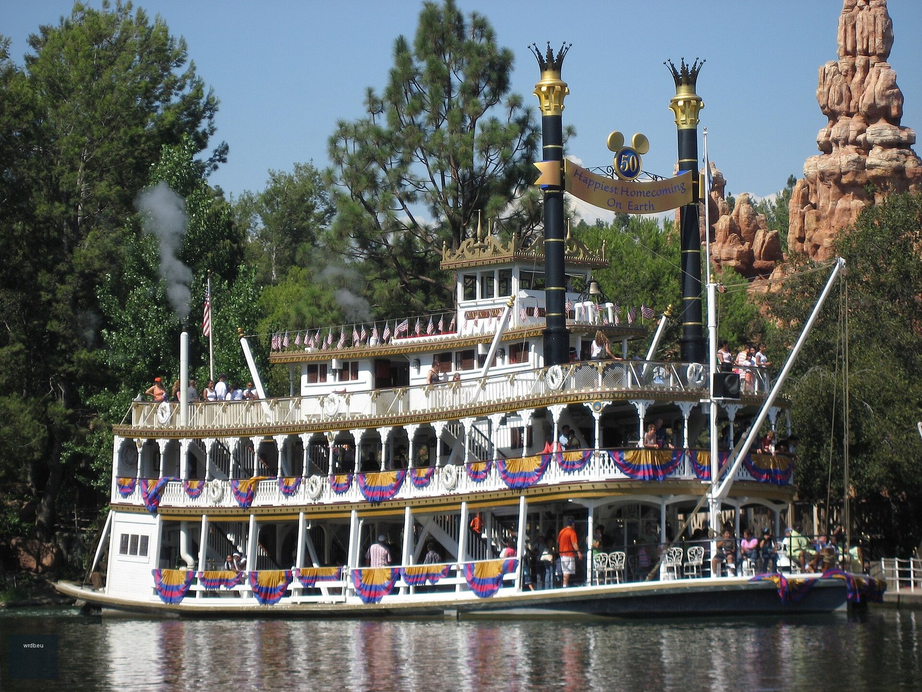 Mark Twain Riverboat at Disneyland Park